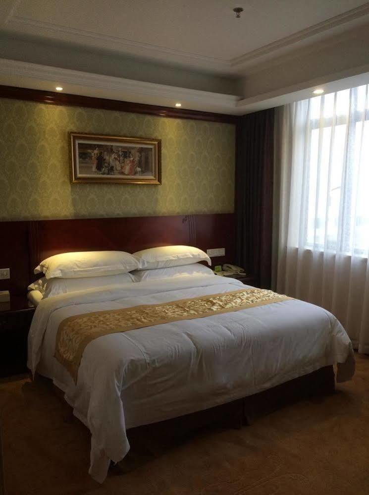 Vienna Hotel - Jinzhou Branch Cantón Exterior foto