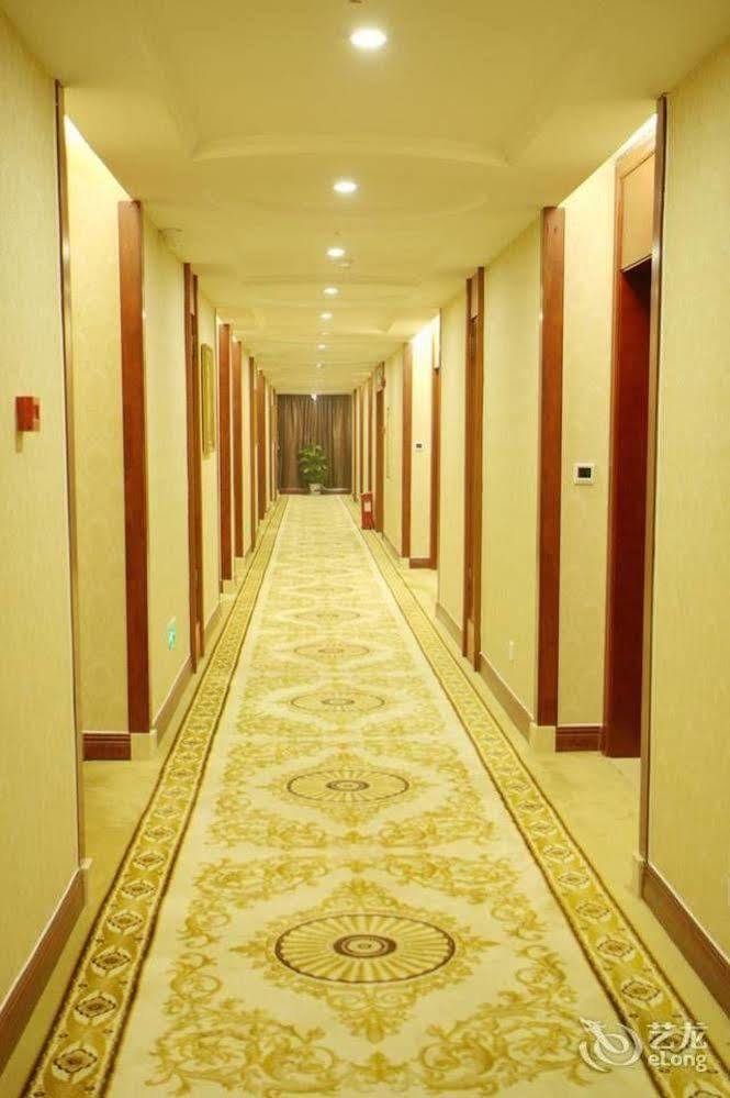 Vienna Hotel - Jinzhou Branch Cantón Exterior foto